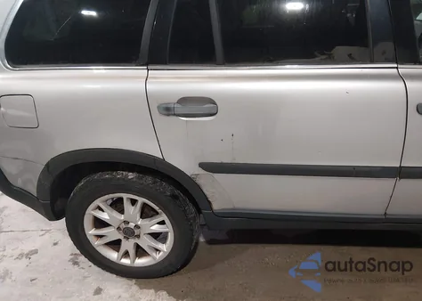 2004 Volvo Xc90 T6 z USA, uszkodzony, nr VIN YV1CZ91H341115892